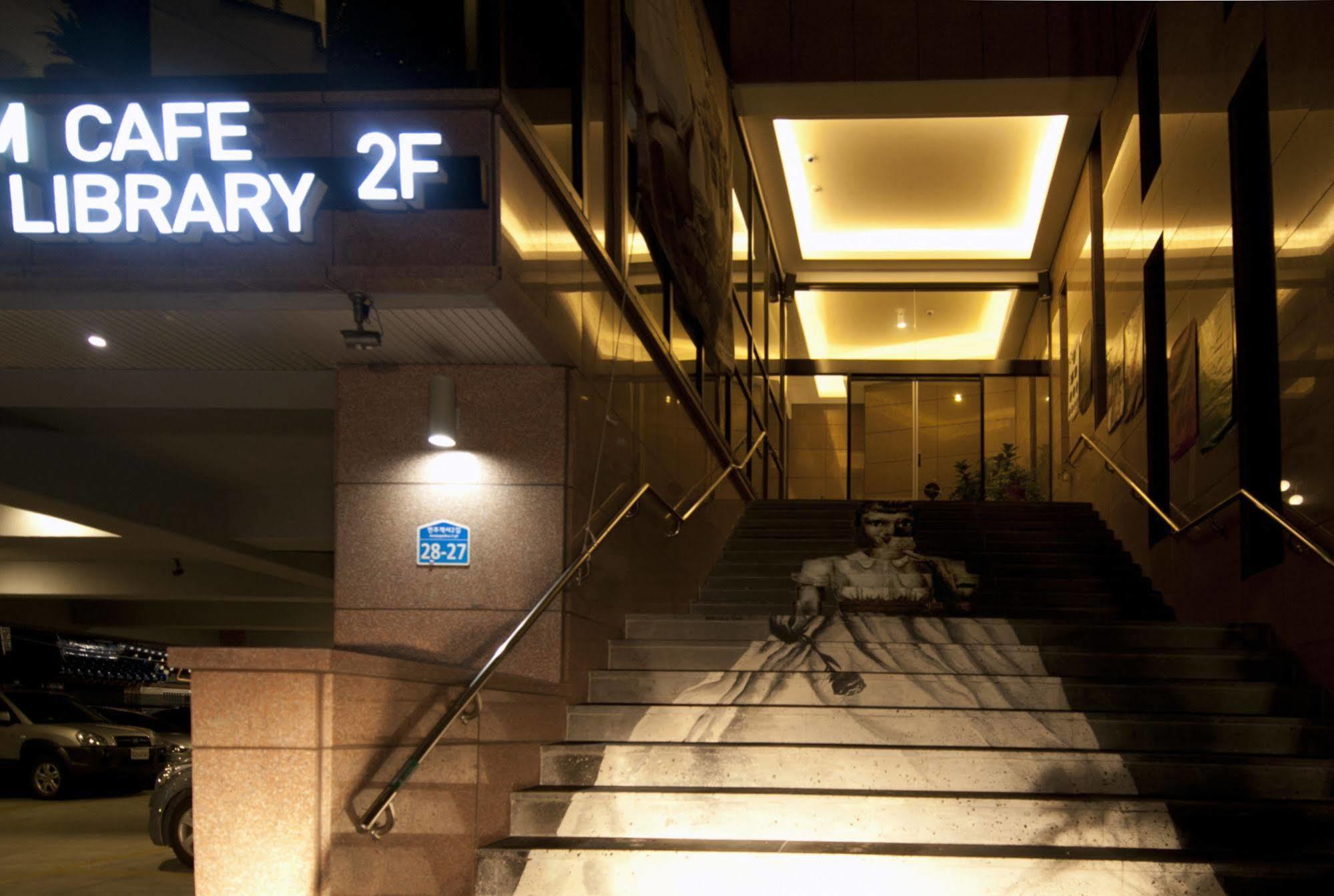 Jeonju Yeonghwa Hotel Exterior photo